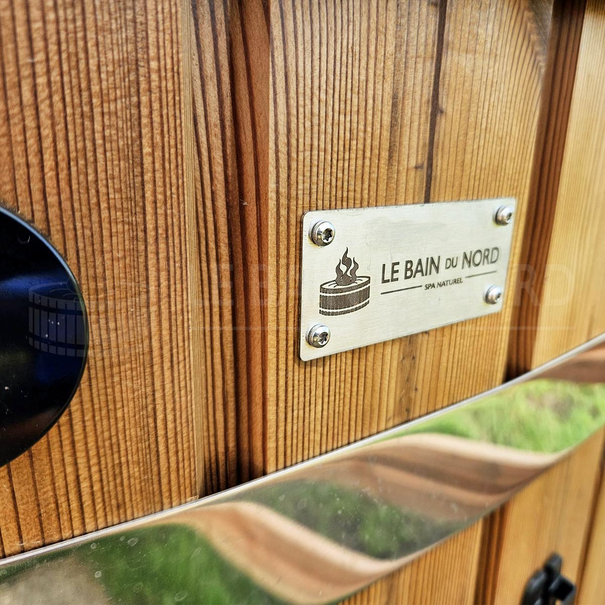 SPA en bois avec système jaccuzi